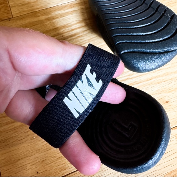 Nike • Kawa Slide - Picture 2 of 4